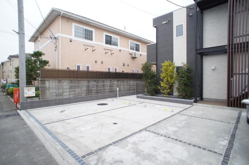 リブリ・PLAGE江ノ島1階 駐車場