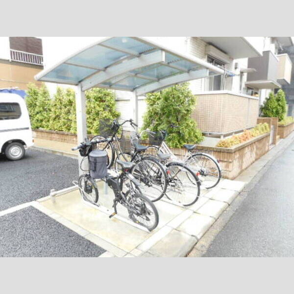 コンフォートⅠ202号室 駐輪場