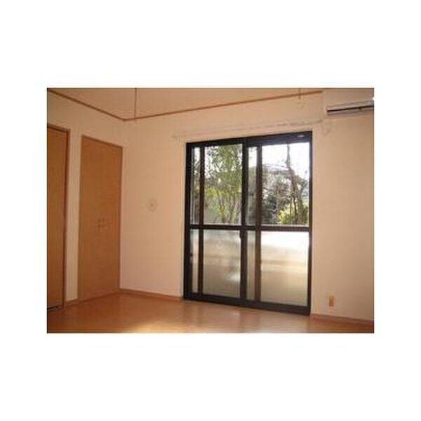 Sepia　Court　F リビング