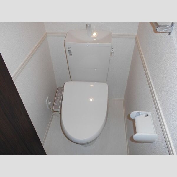 メゾン グランツ105号室 トイレ