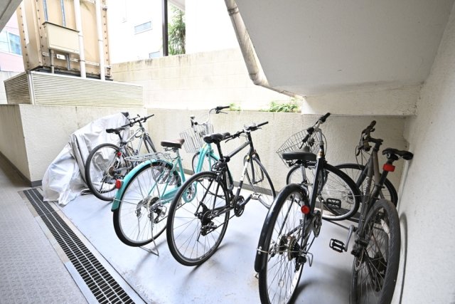 マイステージ上北沢Ⅱ3階 駐輪場