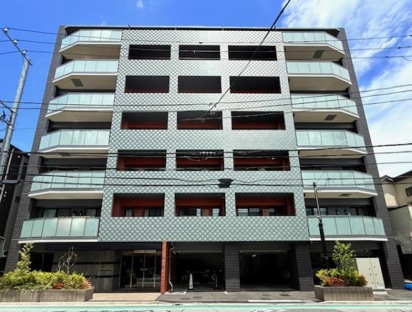 Ｓｏｌａｓｔ　Ｓｑｕａｒｅ綾瀬5階 外観