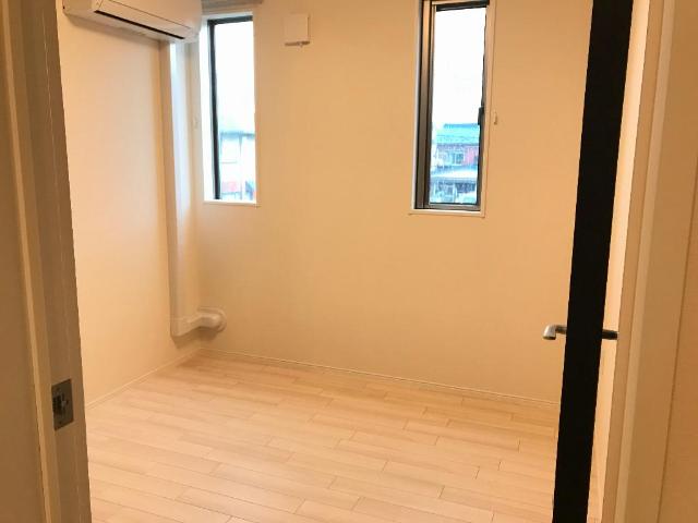 ラ・ベル・オロール202号室 洋室（イメージ）