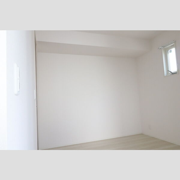 フラーリッシュ101号室 洋室