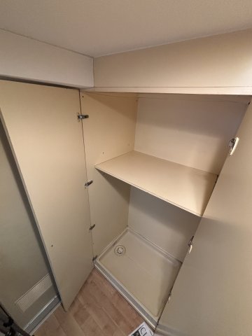 ホームズ駒沢4H号室 洗濯機置き場