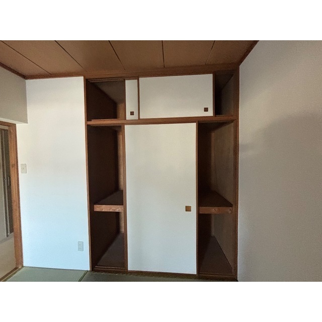 読売ランド第一マンションズ206号室 内観