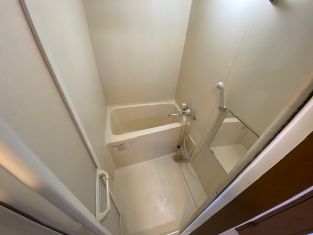 プラティーク馬事公苑(E-180)3階 バス