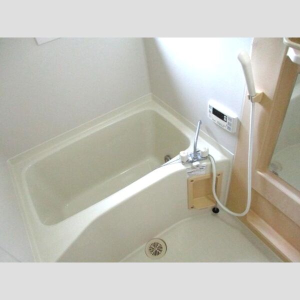 メイヒルズ102号室 浴室