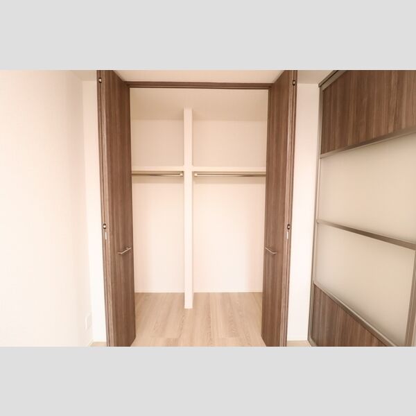 Rエイト・コウヤマ　B202号室 クローゼット