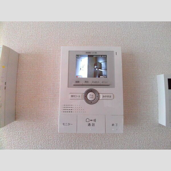 ル　リアン105号室 テレビ付インターホン