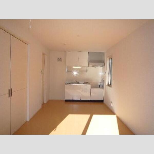 ディアコート名月 ダイニングキッチン(9帖)