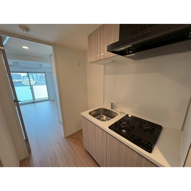 プレール・ドゥーク横濱子安402号室 キッチン