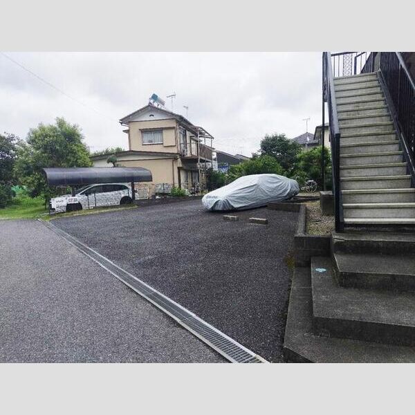 サンフォーラム 駐車場