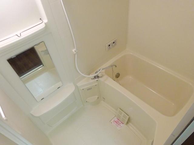 プレイス102号室 バス