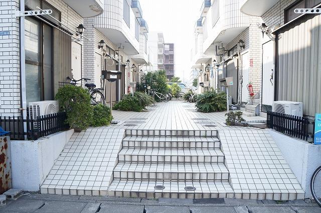 ローズアパート(Q-025)1階 エントランス