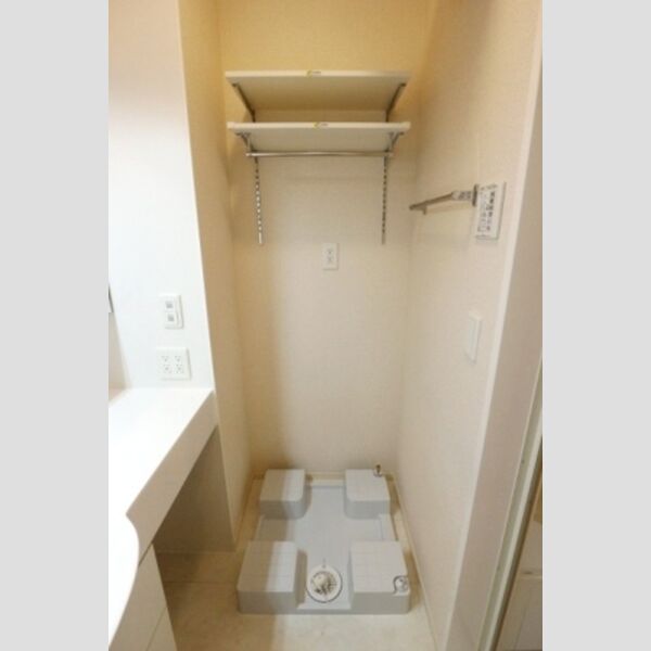 メゾン・ド・TJ2 102号室 室内洗濯機置場