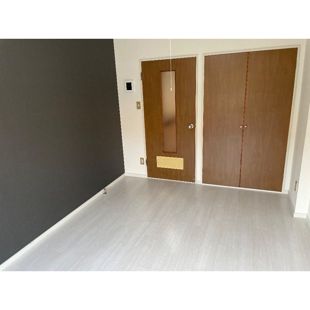 白鍬グランデ211号室 リビング