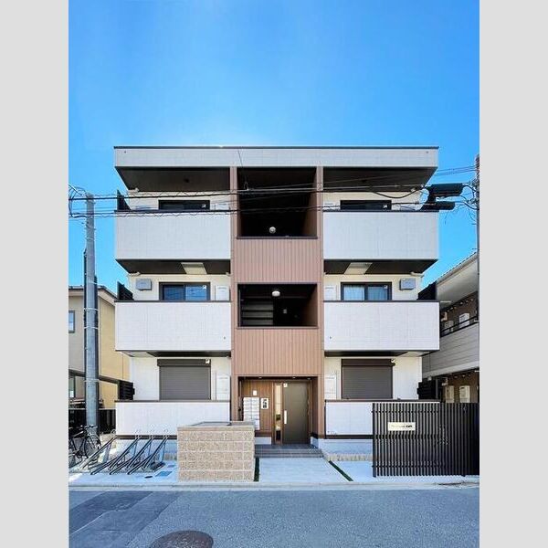 ノーブルパレス南浦和103号室 建物外観