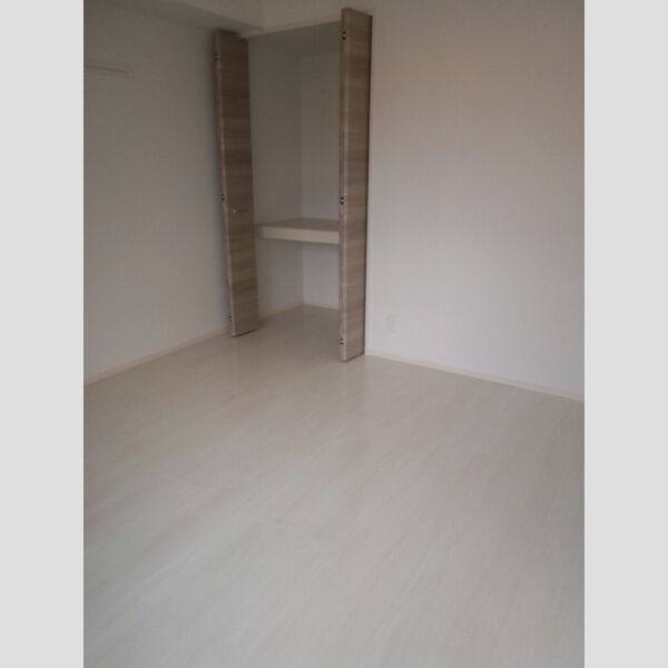 クラヴィーア船橋三山103号室 南側洋室