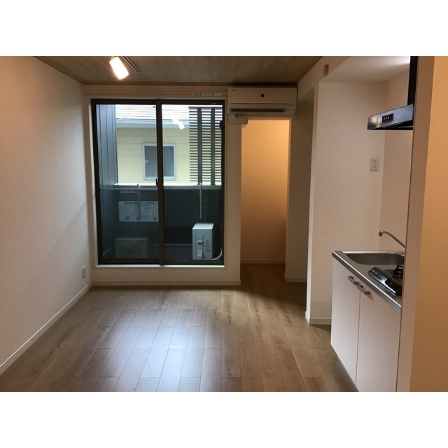 203号室