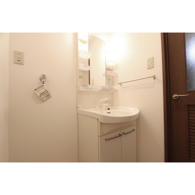 セジュール妻田105号室 内観