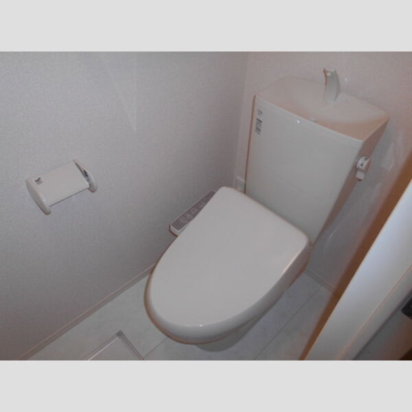 ベルエキップ トイレ　温水洗浄暖房便座