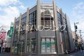 フラットエイト りそな銀行高円寺支店