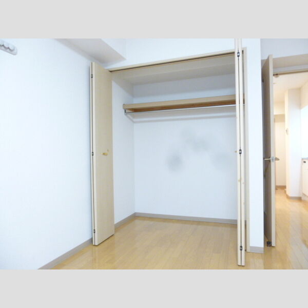 メゾン・フルール クローゼット