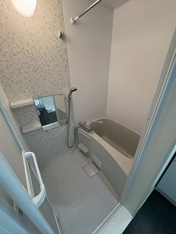 ヒルズ妙蓮寺101号室 お風呂