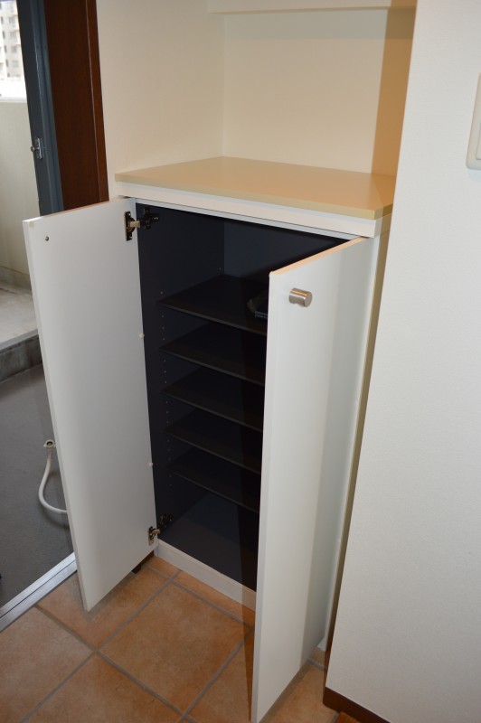 リクレイシア八丁畷9階 収納