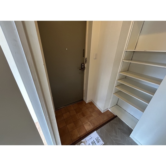 ブリリアンス西川口 玄関