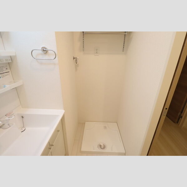 セレスティア西台B 洗濯機置き場