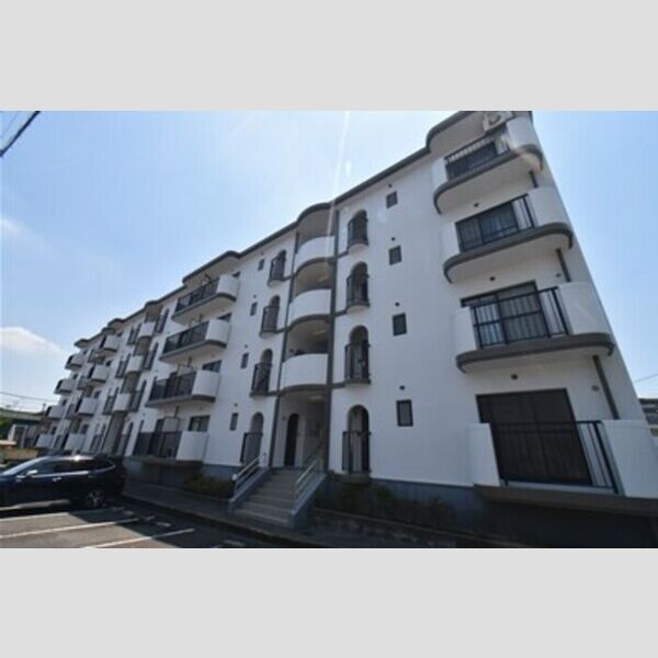 クレスト・マンションの外観画像