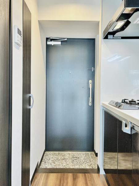 マインズ・コム白金6階 玄関