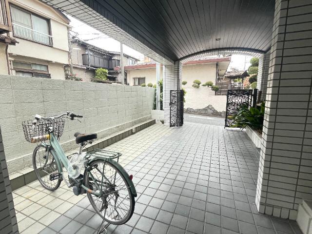 ベル・メゾン エントランス