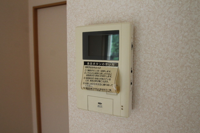 ヴィルヌーブ柏2階 ＴＶ付インターホン！