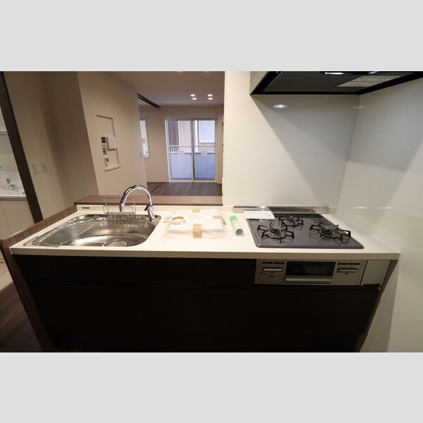 D-ROOM弁天Ⅳ102号室 対面キッチン