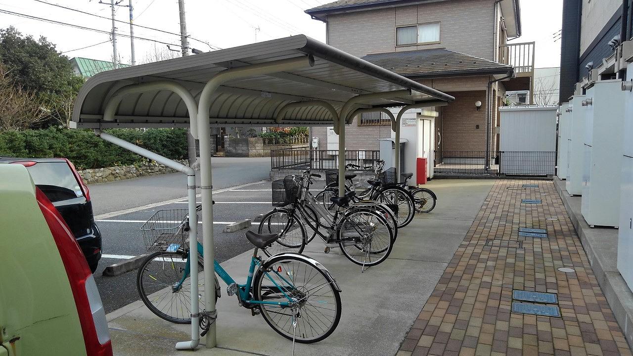 レオネクストタウンコート石塚104号室 駐輪場も完備