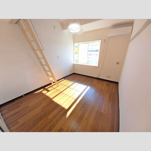 パーク本丸　(住居) 洋室