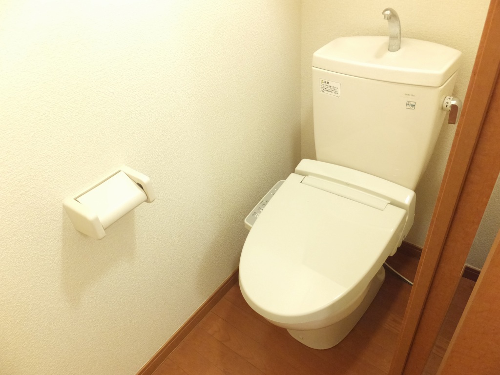 レオパレス水際邸109号室 温水洗浄便座なので１年中快適です。