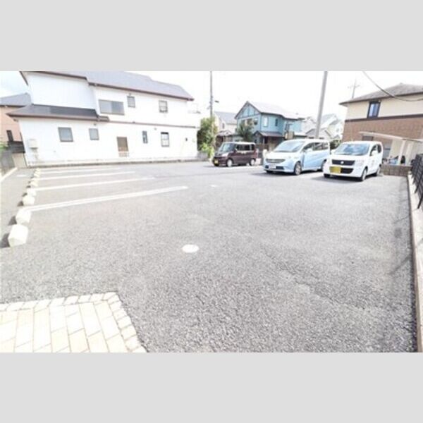 ポルテボヌール　Ⅰ203号室 駐車場