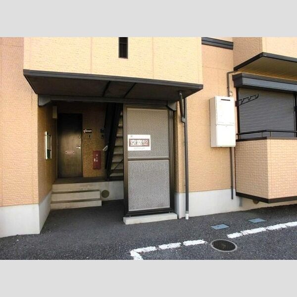 モービルコートヤマダ202号室 エントランス