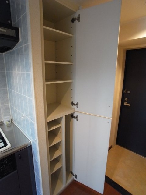 シンシア護国寺5階 靴入