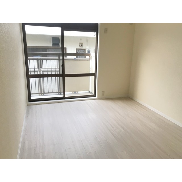 シティハイムアケボノB 内観