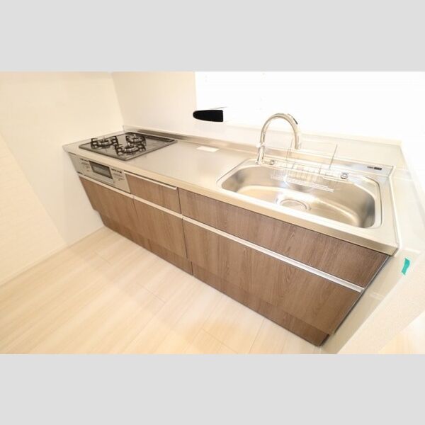 アベニュー　B システムキッチン