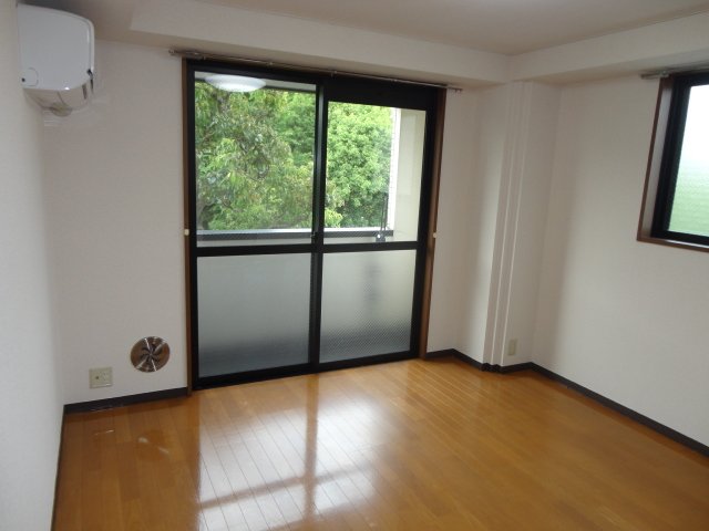 フォルテ・フェルマータ 室内