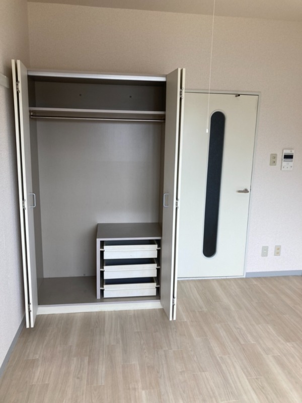 リエス西船橋3階 ※別部屋写真参照