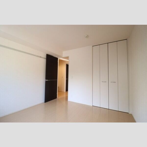 オークス102号室 洋室　6帖