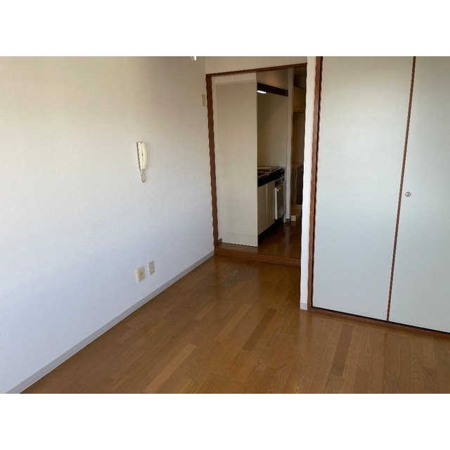 第3関根ビル305号室 リビング