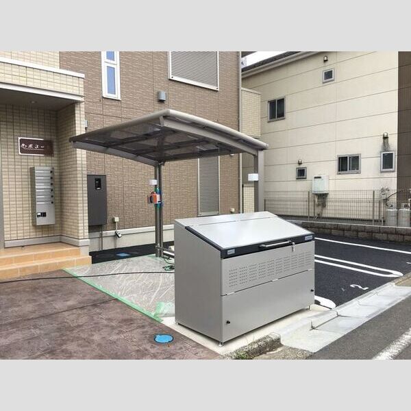 ボヌール101号室 敷地内ゴミ置き場